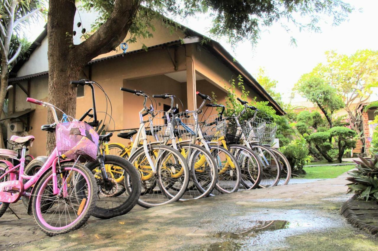 D'Gilian Bungalow Gili Trawangan Exterior foto